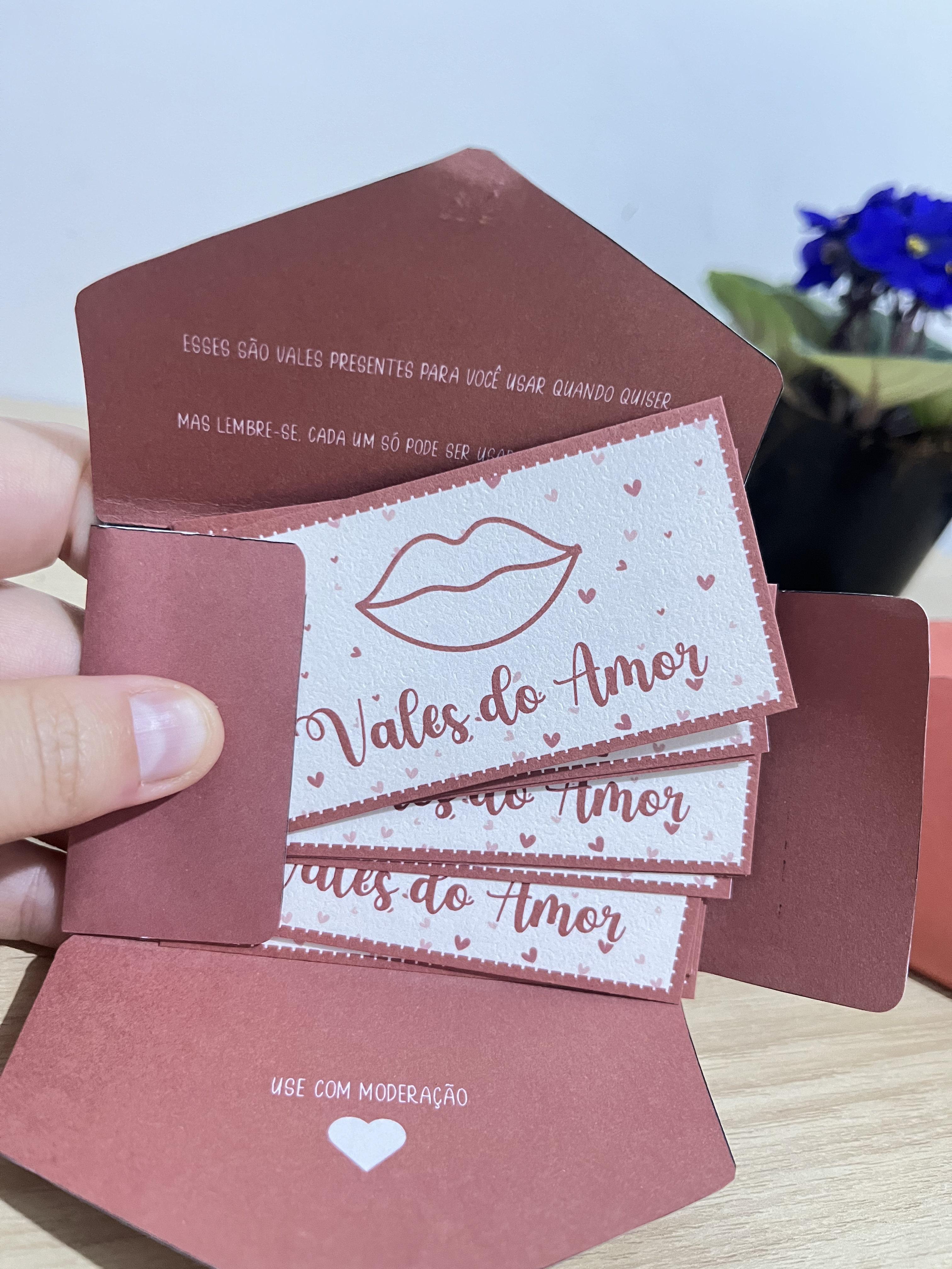 Vales do Amor — 12 Cupons Românticos